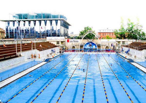 В Краснодаре 1 июня открылись три бесплатных бассейна