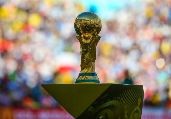 FIFA пригрозила ростовчанам штрафом за использование самодельной символики ЧМ-2018