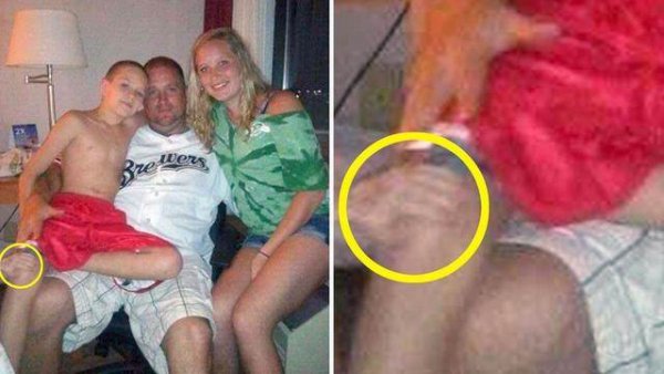 На семейном фото наркомана призрак схватил за ногу его сына