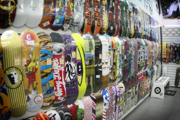 «Рассвет» открыл свой первый магазин скейтбордов