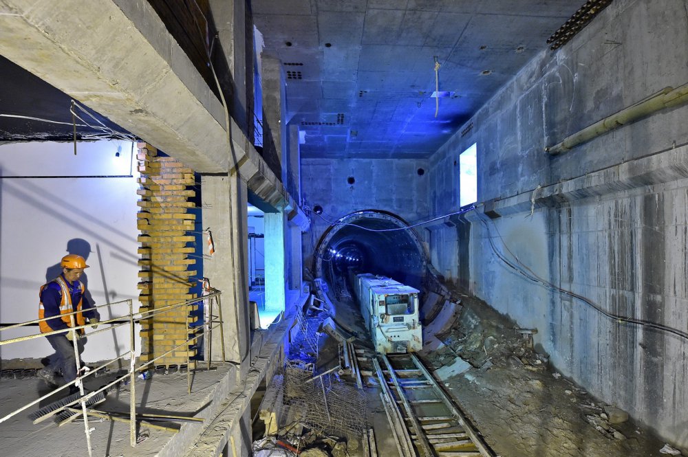 21 новую станцию метро построят за МКАД за пять лет