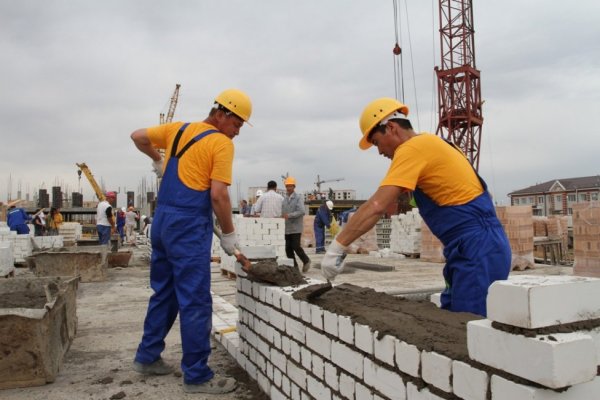 В Омске выросла потребность в строителях в два раза