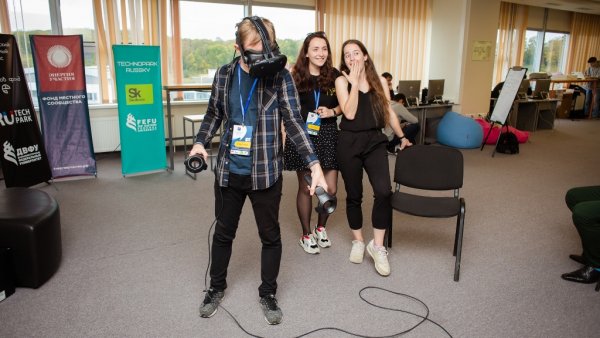 Эксперты Сбербанка рассказали о потенциале AR/VR технологий на Русском MeetUp во Владивостоке